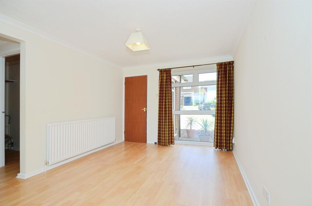 Additional image 5 of Broadstone Road, Harpenden