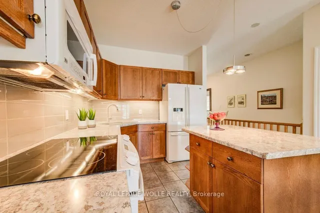 Additional image 9 of 165 Chandos Dr Unit 3