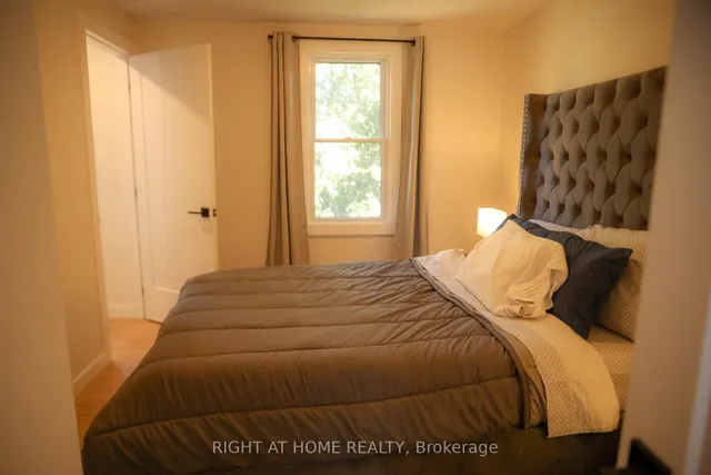 Additional image 32 of 377 Lansdowne Ave