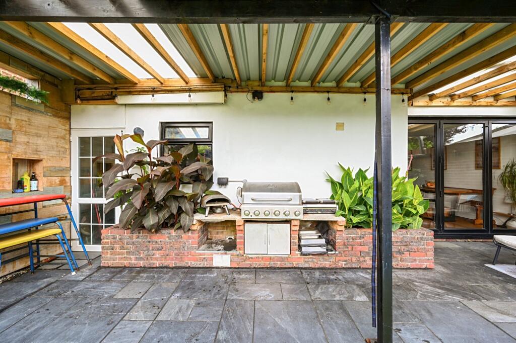 Additional image 34 of Kings Road, Lancing, West Sussex, BN15