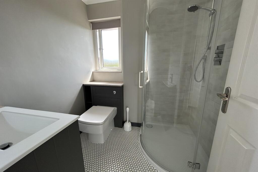 Additional image 11 of Ridge