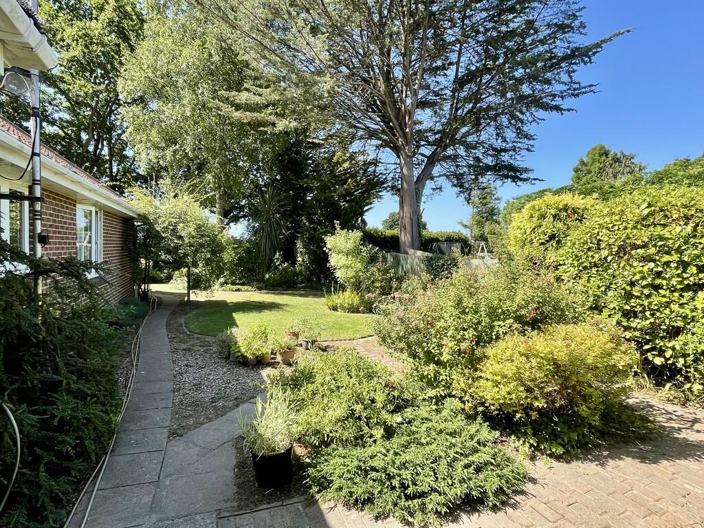 Additional image 19 of Airetons Close, Broadstone