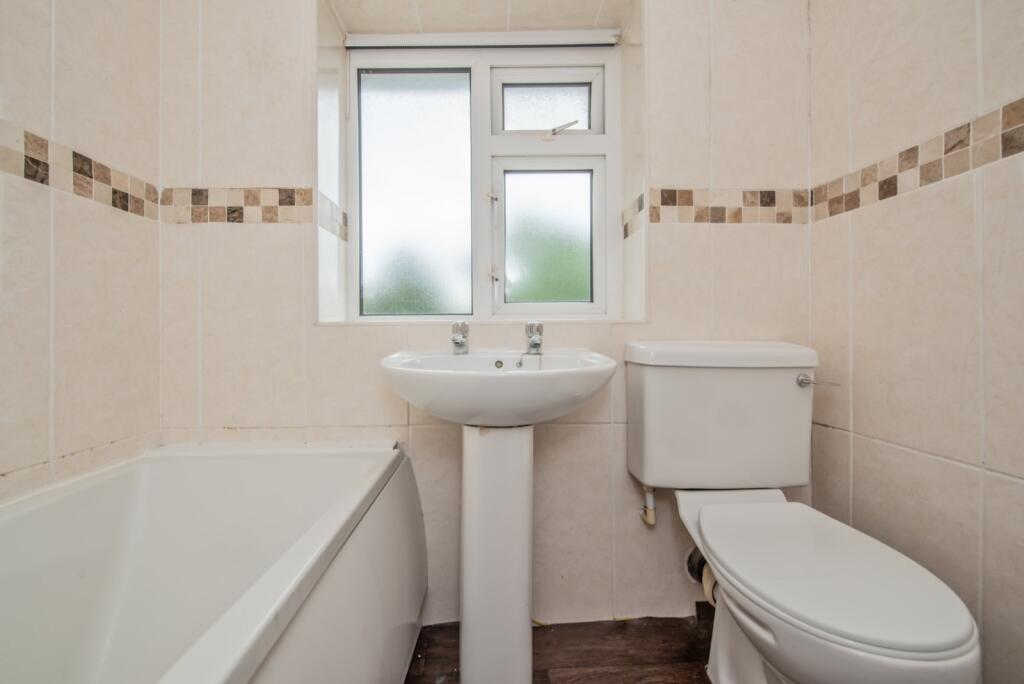 Additional image 7 of Hartland Road, Holmewood, Bradford, BD4