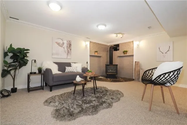 Additional image 33 of 195 Sixth Ave