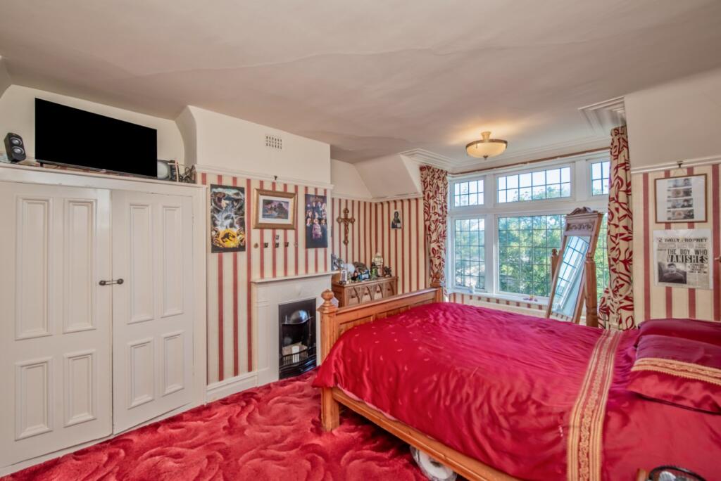 Additional image 14 of Hollingwood Mount, Great Horton, Bradford, BD7