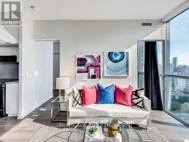 2107 - 110 CHARLES STREET E|Toronto (Church-Yonge Corridor), Ontario M4Y1T5