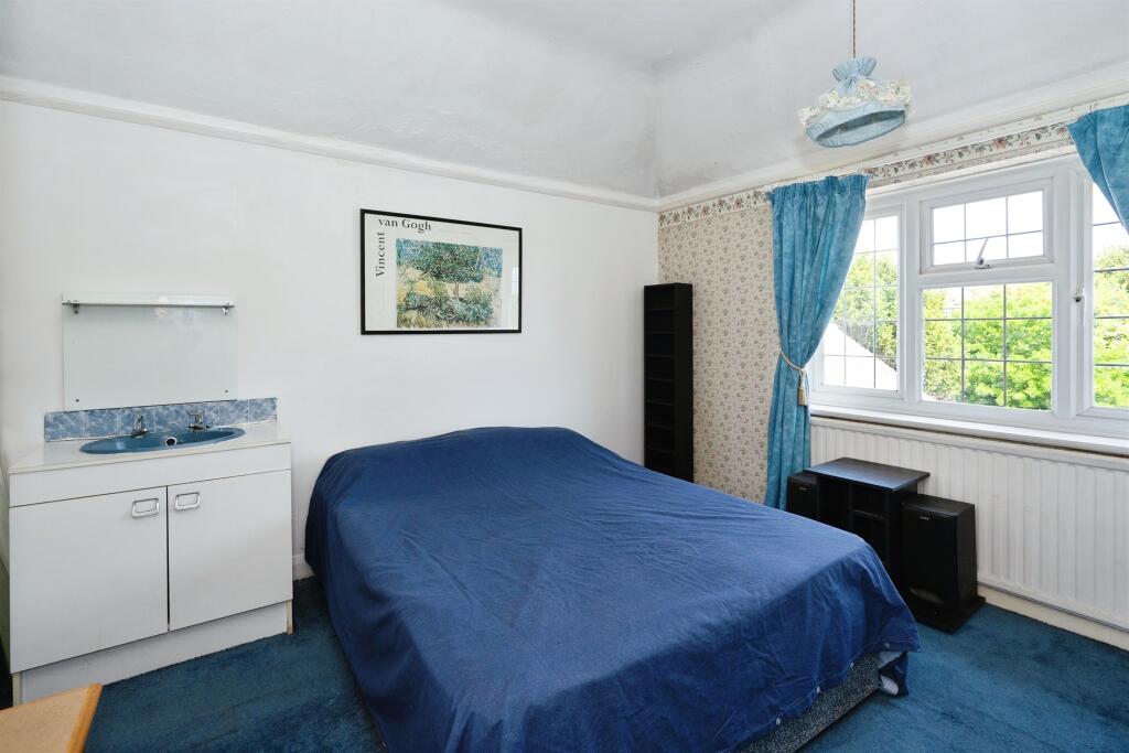 Additional image 11 of George V Avenue, Worthing