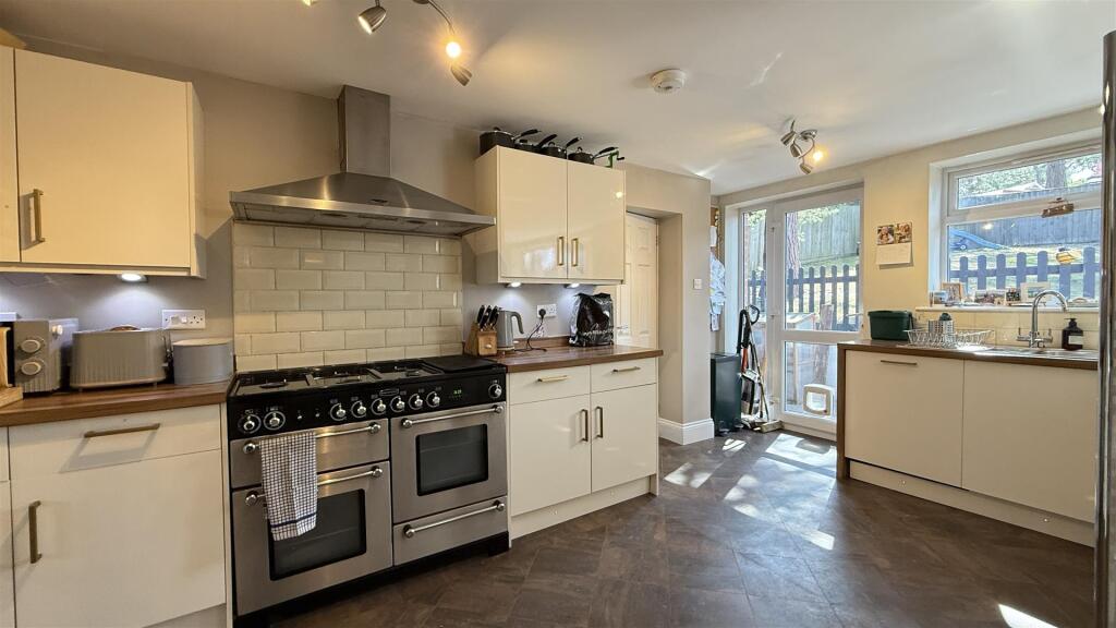 Additional image 5 of Compton Avenue, Poole