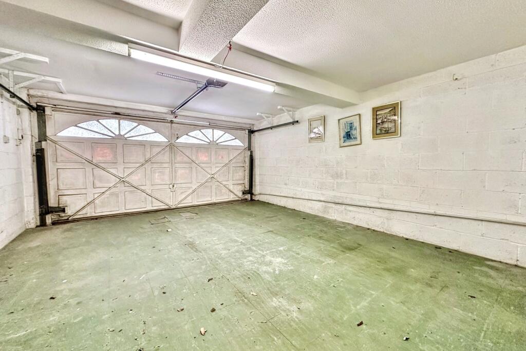 Additional image 19 of Poole