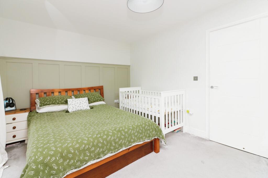 Additional image 11 of Hall Grove, Welwyn Garden City, AL7