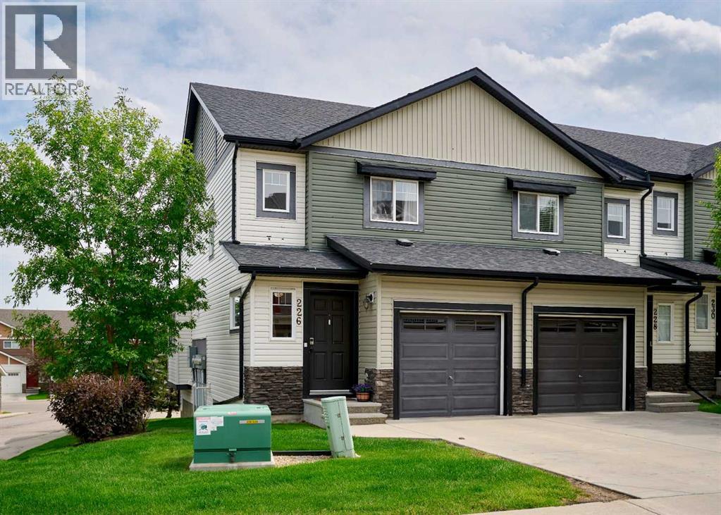 226 Pantego Lane NW|Calgary, Alberta T3K0T1