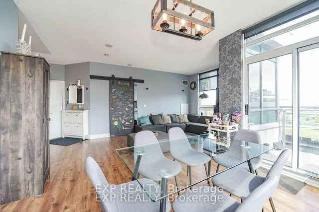 Additional image 7 of 231 Fort York Blvd Unit 730