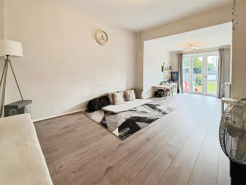 Additional image 4 of Duchy Avenue, Bradford, BD9 5ND