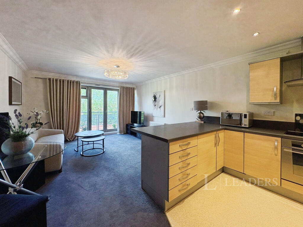 Additional image 3 of Pinnacle House