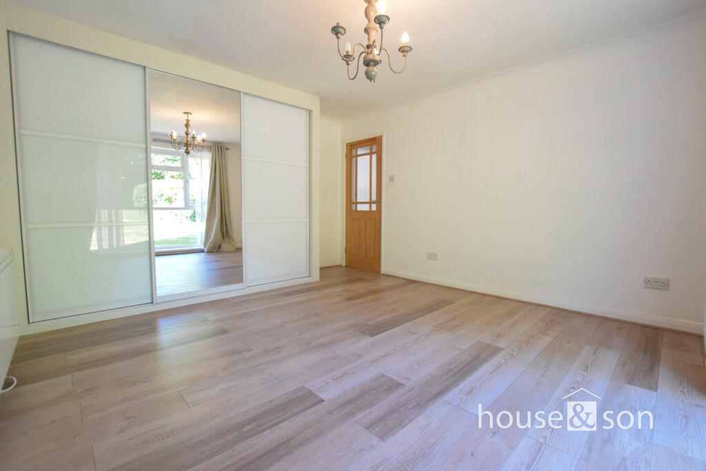 Additional image 10 of Garden Flat, Alverton Court, 26a Wimborne Road, Bournemouth, BH2
