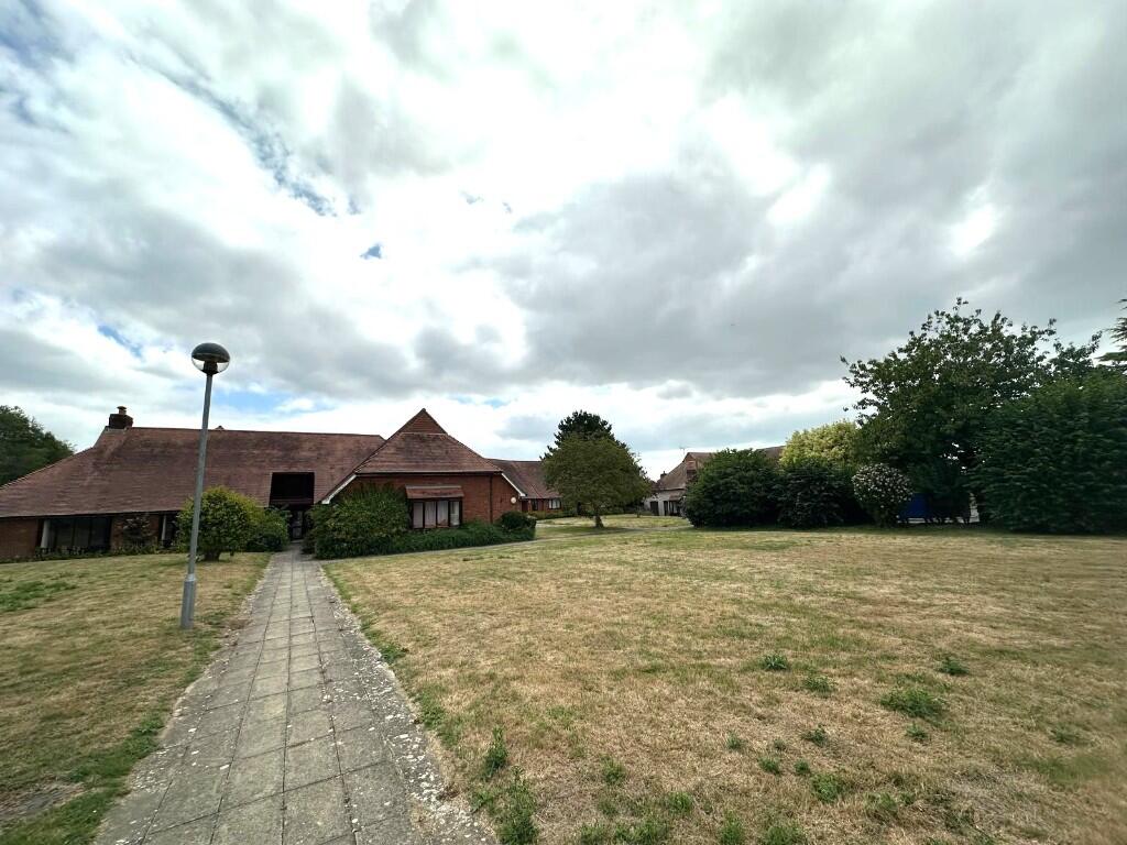 Additional image 2 of Freeman Close, BN18