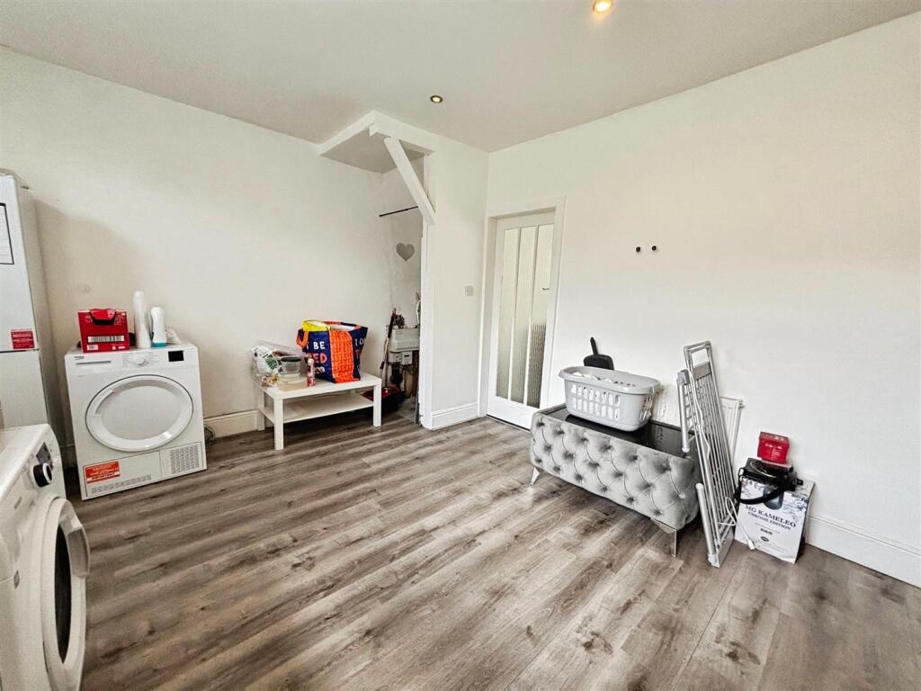 Additional image 4 of Carr Bottom Road, Bradford, BD5 9AH