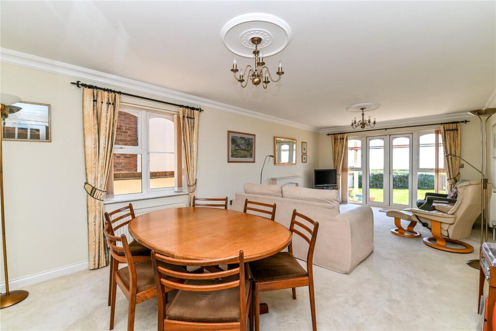 Additional image 5 of Seascape, 50-52 Marine Drive East, Barton on Sea, Hampshire, BH25