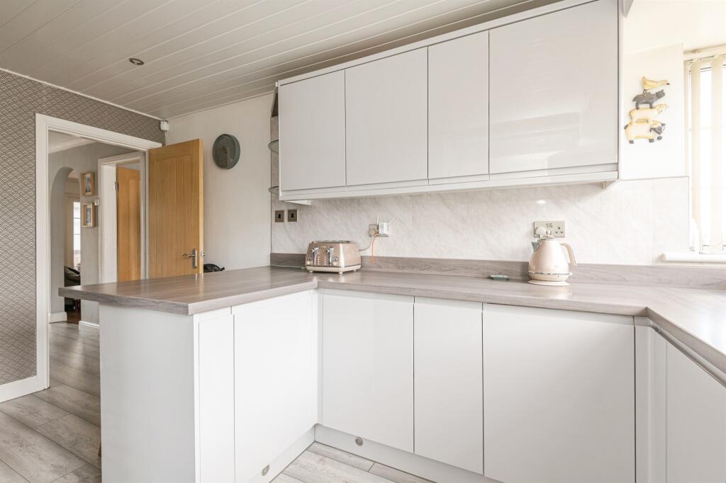 Additional image 7 of Dean Beck Avenue, Bradford