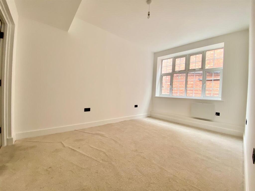 Additional image 2 of Liverpool gardens