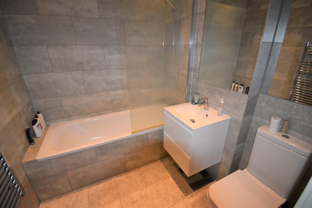 Additional image 7 of Stonehills, Welwyn Garden City