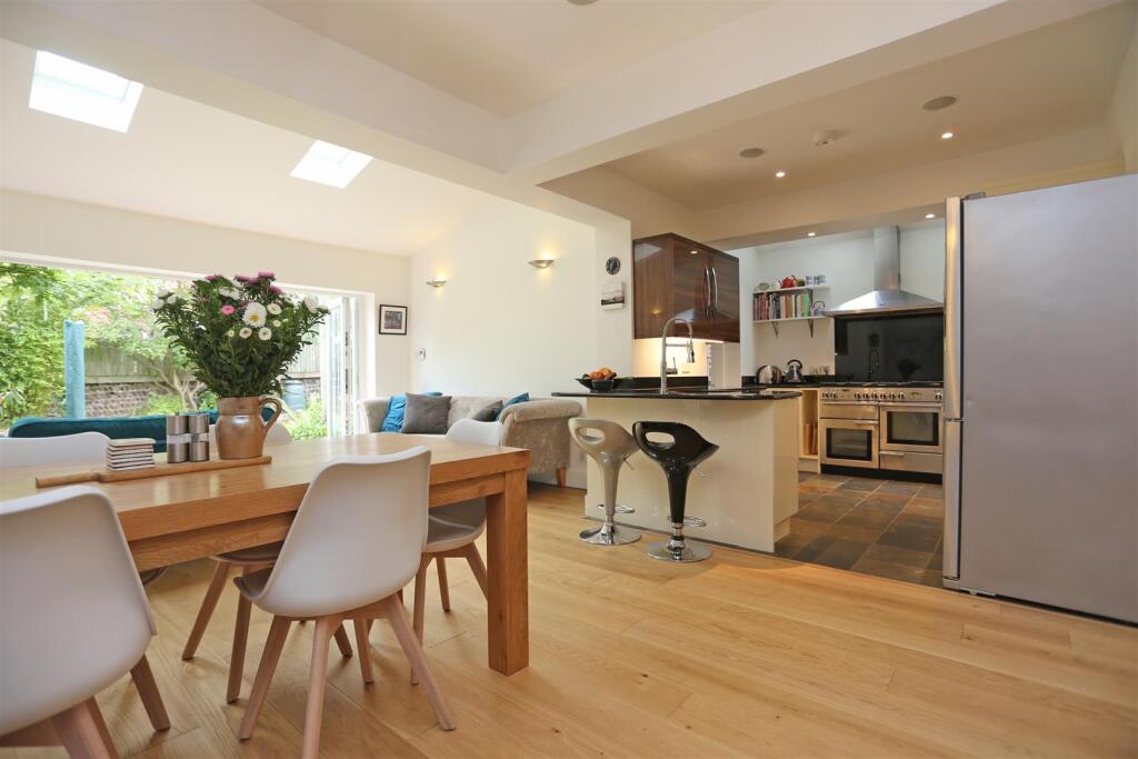 Additional image 9 of Tivoli Road, Brighton