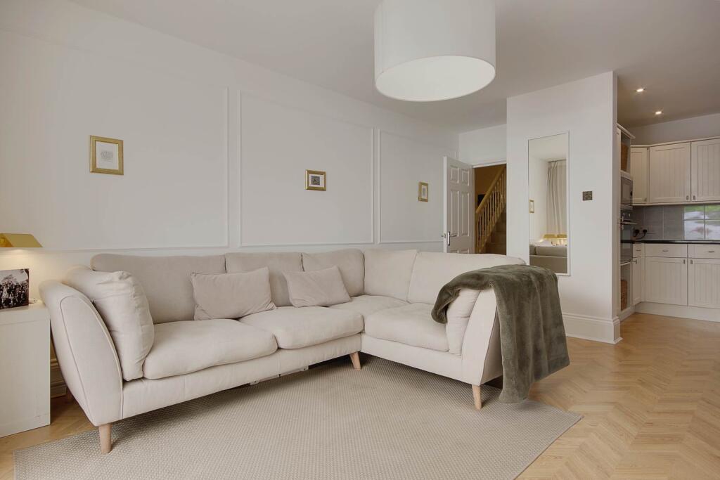 Additional image 17 of Close Talbot Woods,  Bournemouth *Garden Apartment*