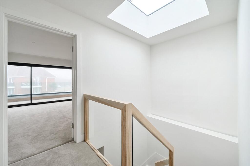 Additional image 19 of First Marine Avenue, Barton on Sea, New Milton, Hampshire, BH25