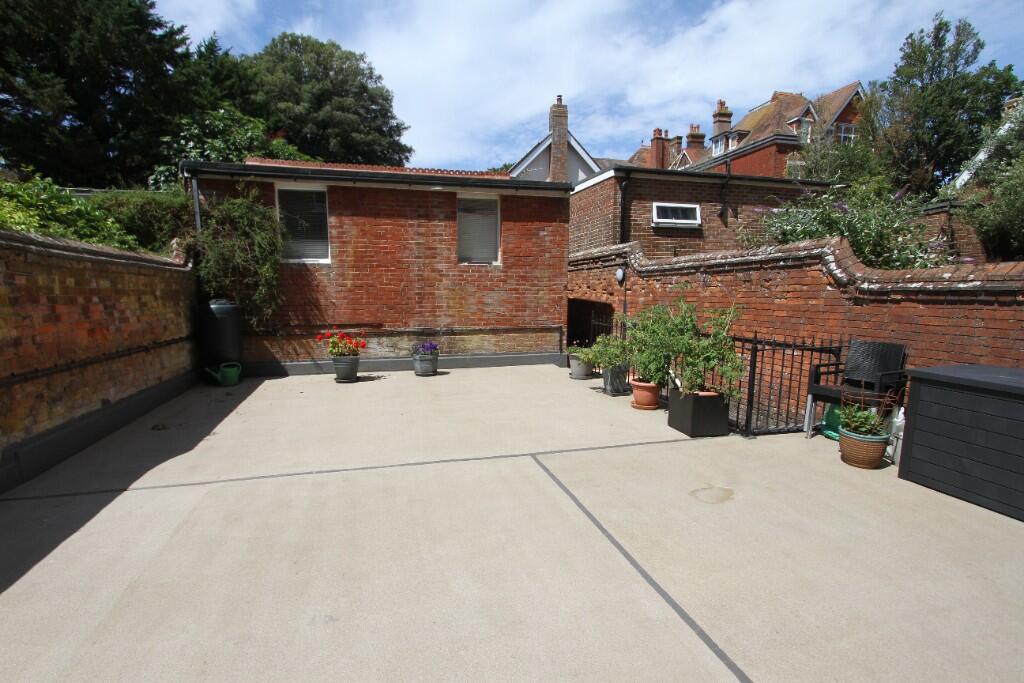 Additional image 16 of Chatsworth Gardens, Eastbourne