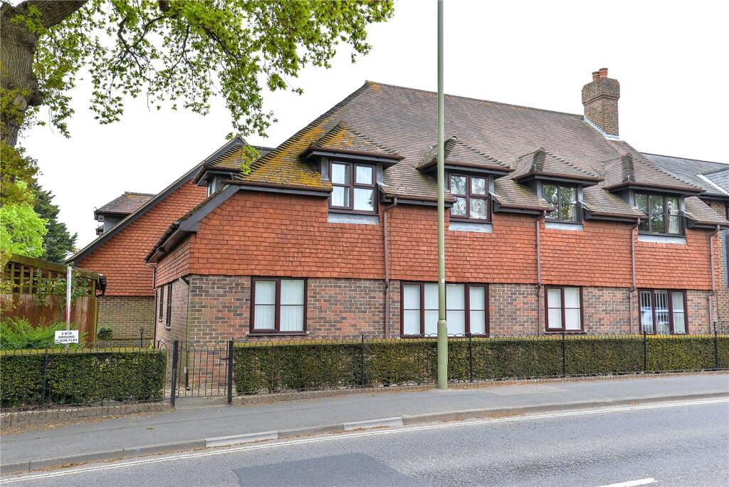 Additional image 14 of Wellington Court, Fernhill Lane, New Milton, Hampshire, BH25