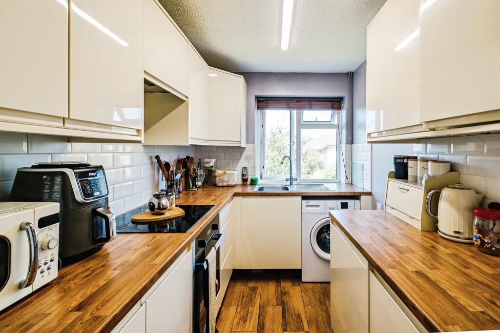 Additional image 6 of Annweir Avenue, Lancing