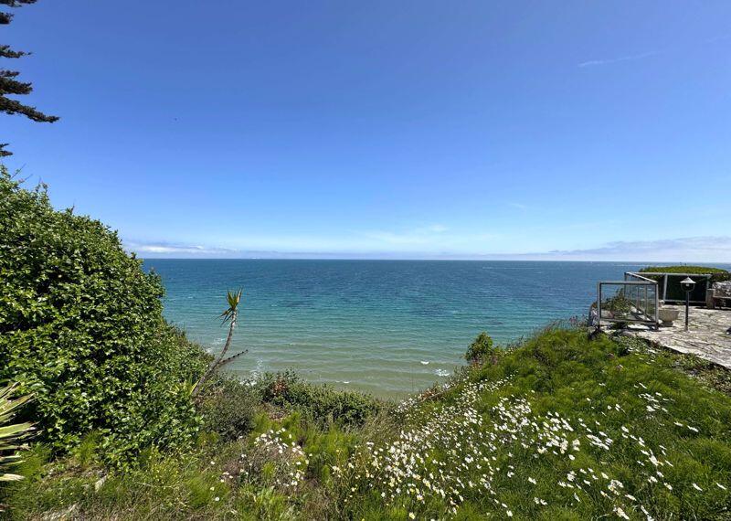 Additional image 25 of Superb Newly Renovated Ground Floor Garden Flat With Direct Sea Views