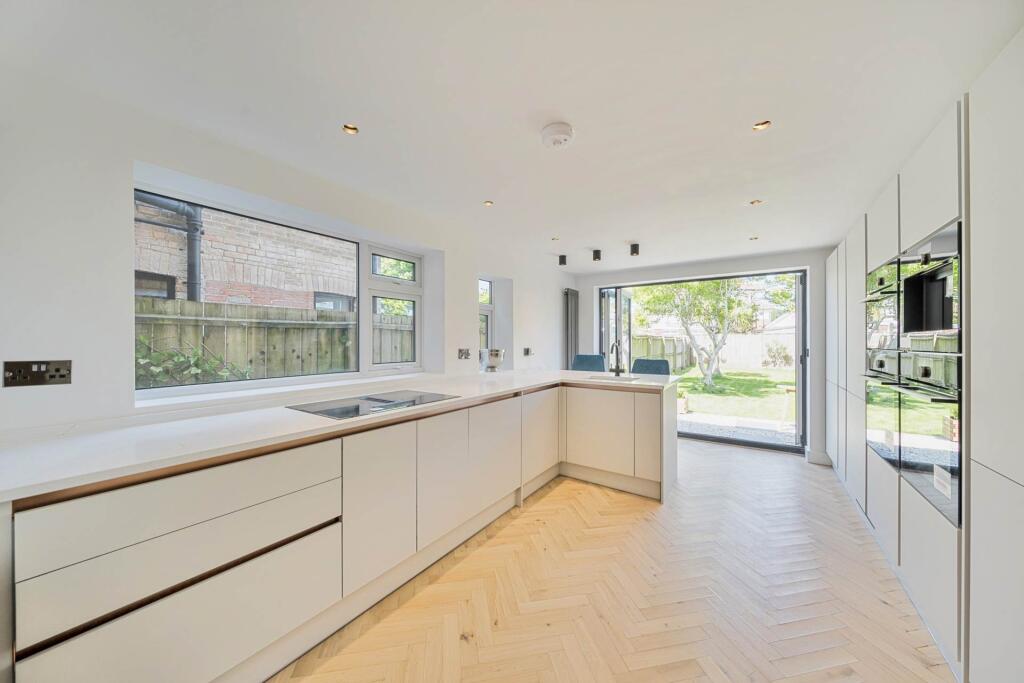 Additional image 5 of Pottery Road, Whitecliff, Poole