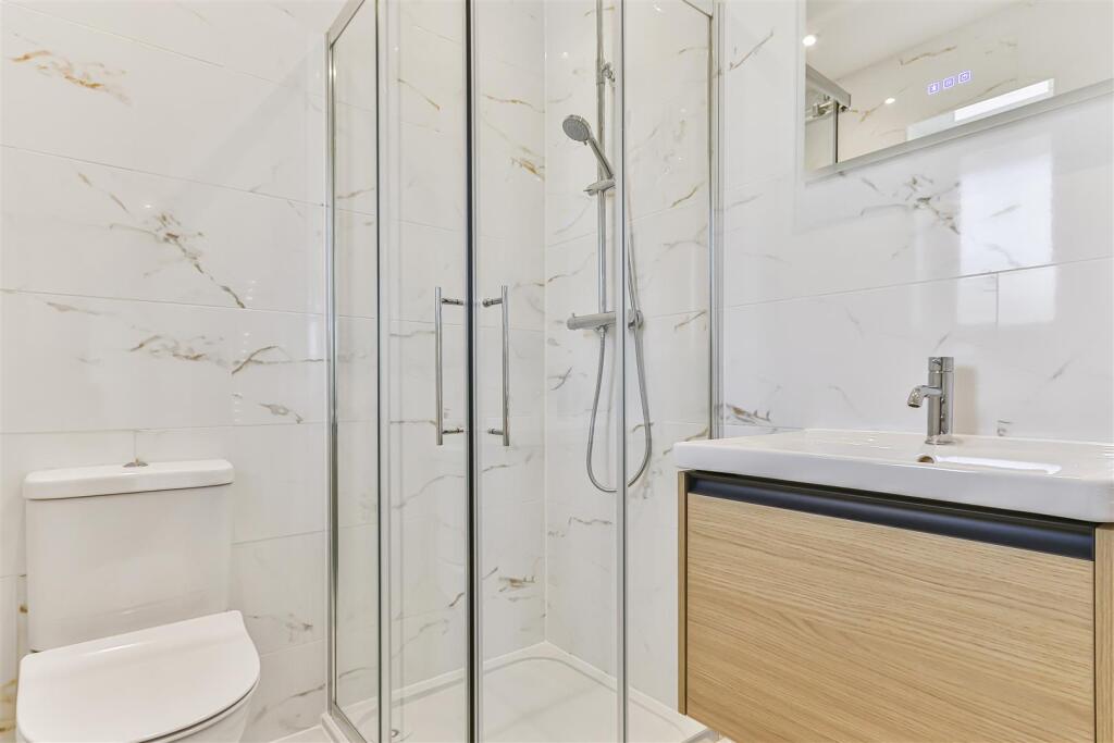 Additional image 17 of Sherwood Avenue, Whitecliff, Poole