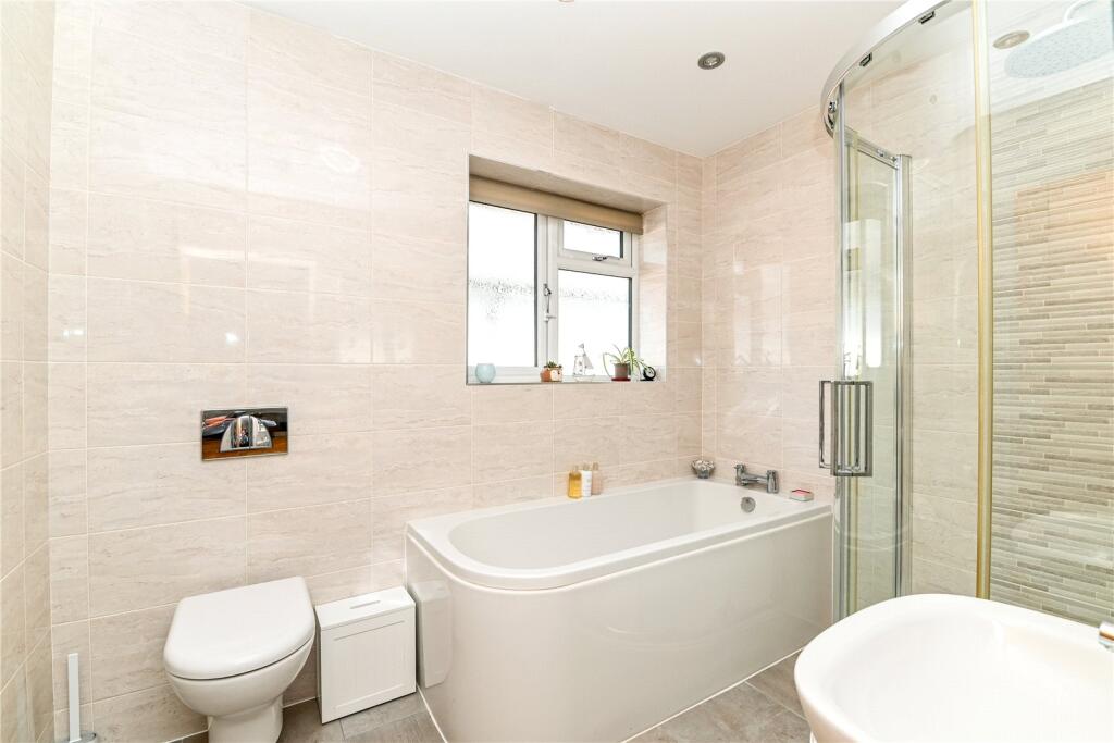 Additional image 7 of Fenleigh Close, Barton on Sea, New Milton, Hampshire, BH25