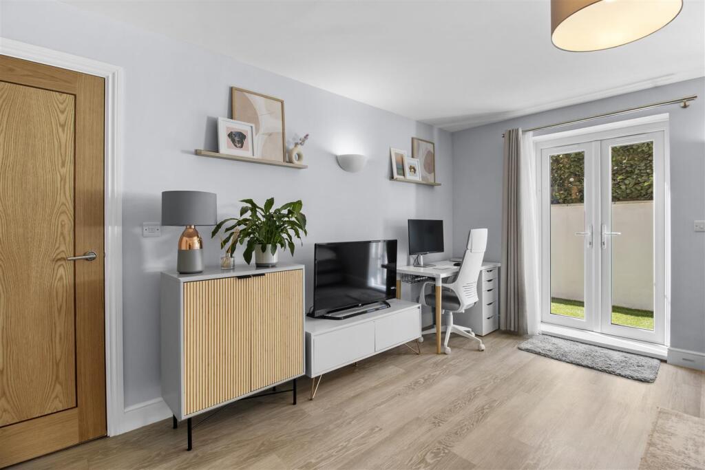 Additional image 17 of Royal Parade, Eastbourne