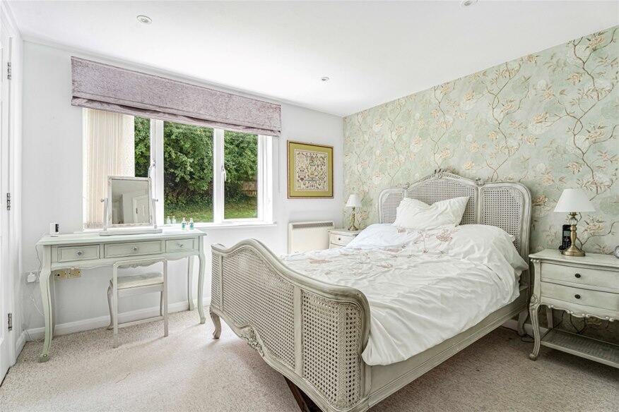 Additional image 7 of Roundwood Lane, Harpenden, AL5