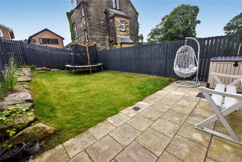 Additional image 20 of Hutton Hall Drive, Bradford, West Yorkshire