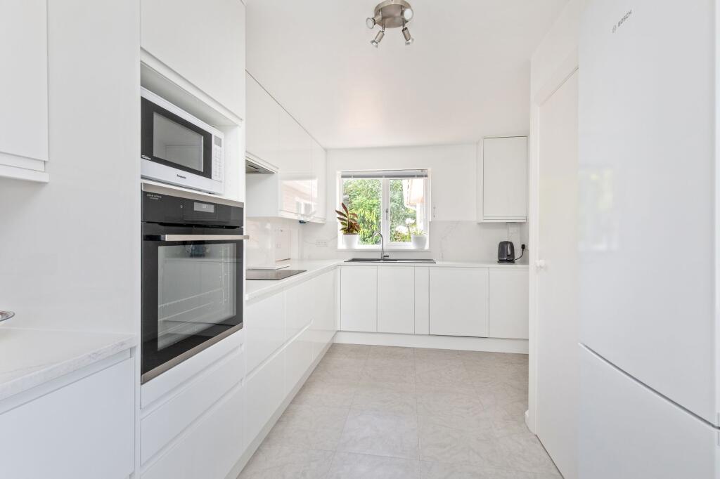 Additional image 11 of Myrtle Grove, East Preston, BN16