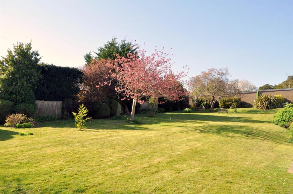 Additional image 12 of Hoo Gardens, Willingdon Village, Eastbourne