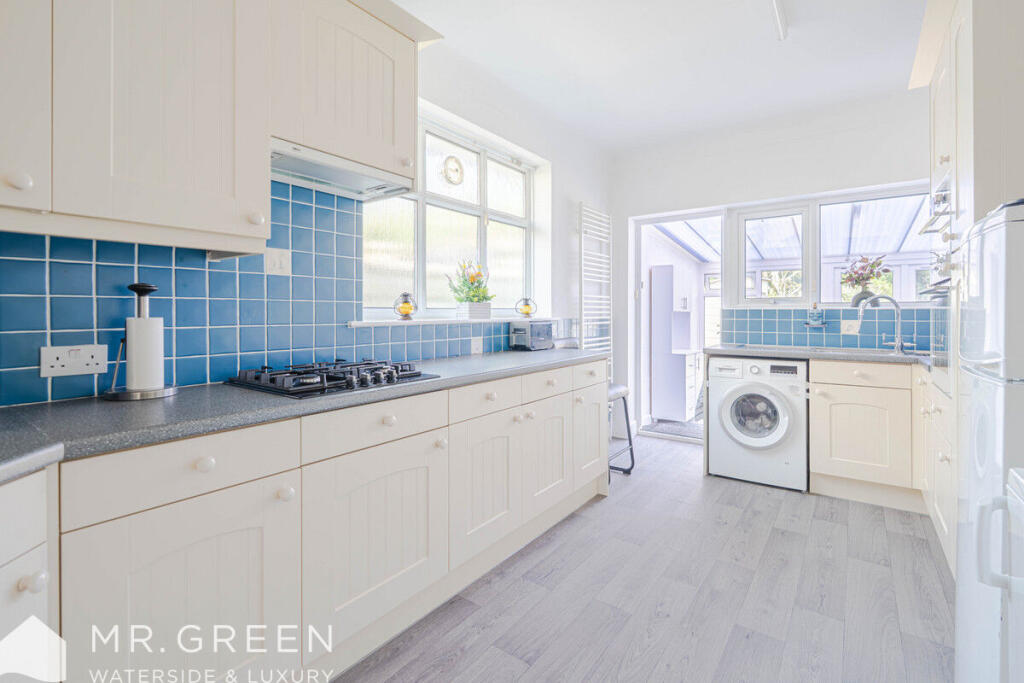 Additional image 6 of Stourwood Avenue, Southbourne, BH6