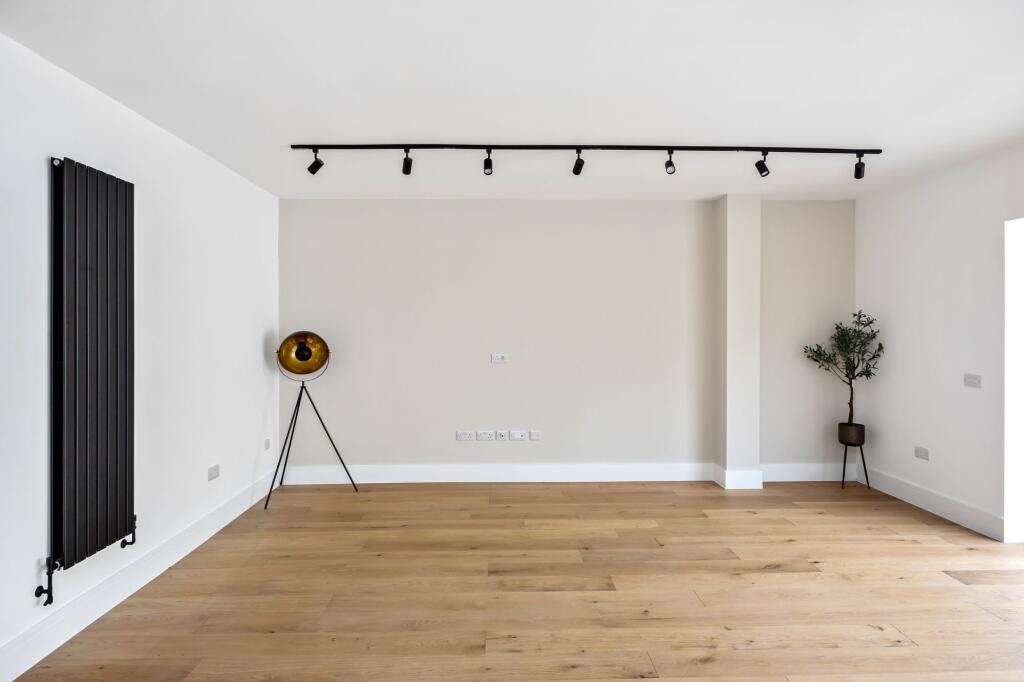 Additional image 9 of Winfield Avenue, Brighton, BN1