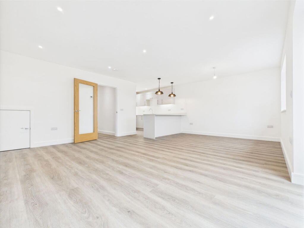 Additional image 4 of Grinstead Lane, Lancing, BN15 9DZ