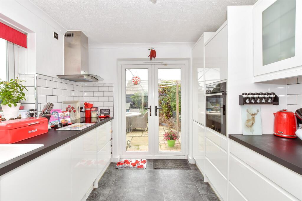 Additional image 7 of Parham Close, Littlehampton, West Sussex
