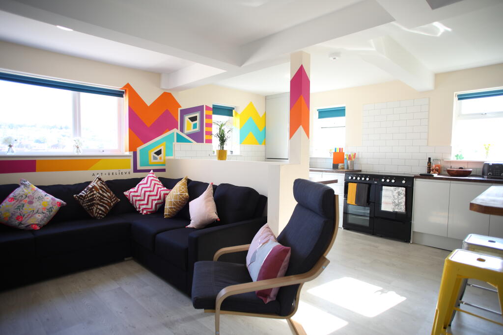 Additional image 6 of Walton Bank, BN1