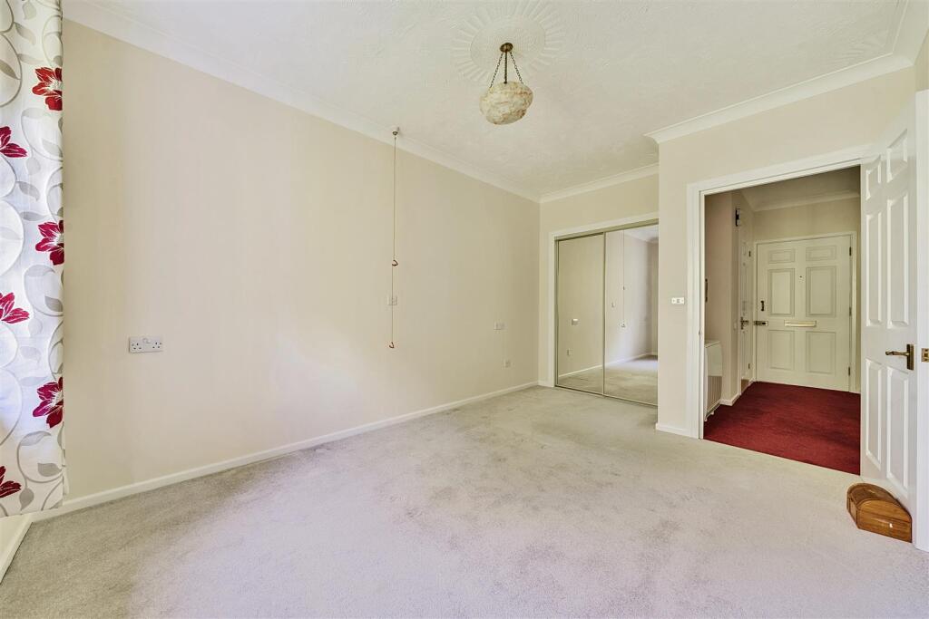 Additional image 18 of Fernlea Avenue, Ferndown