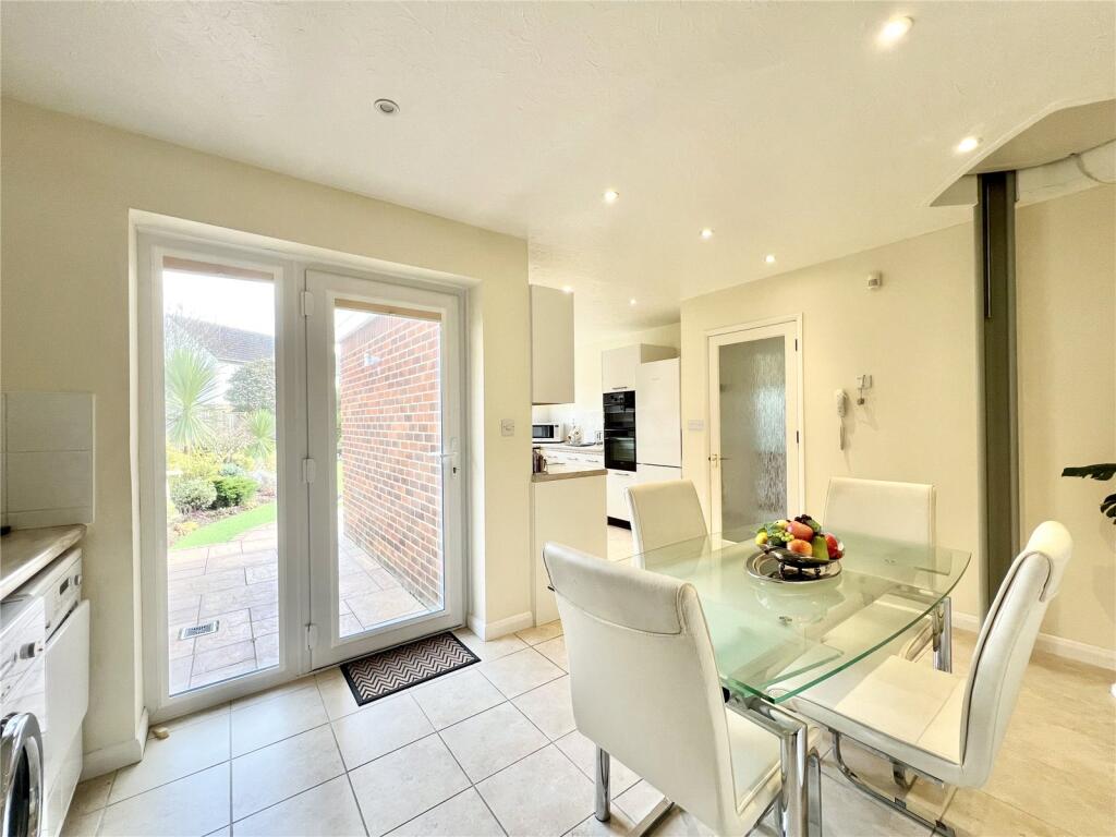 Additional image 7 of Glengarry Way, Friars Cliff, Christchurch, Dorset, BH23