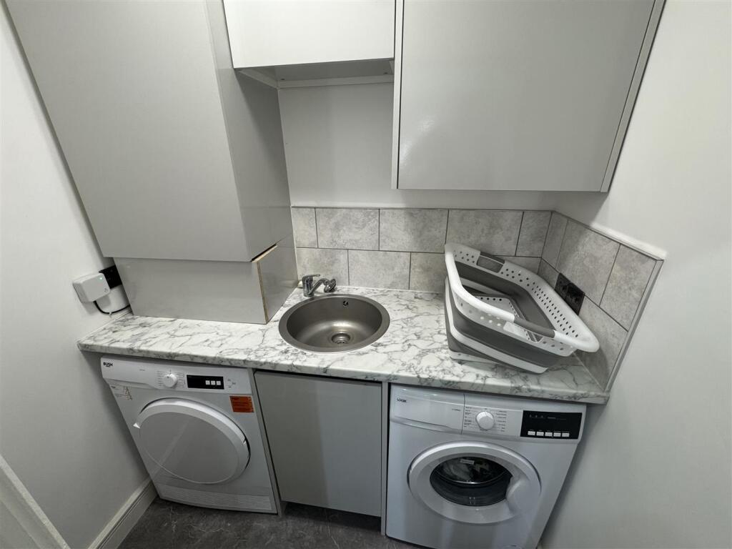 Additional image 10 of Springfield Drive, Halesowen