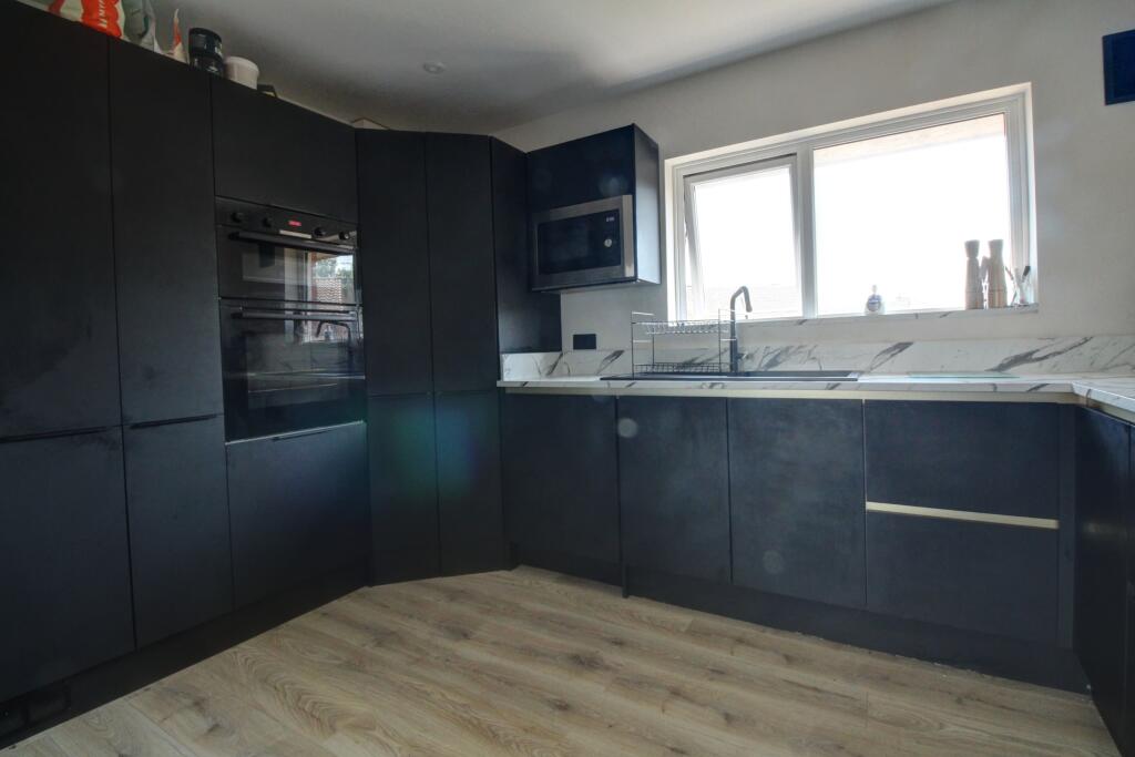 Additional image 8 of Walders Road, Littlehampton, BN16