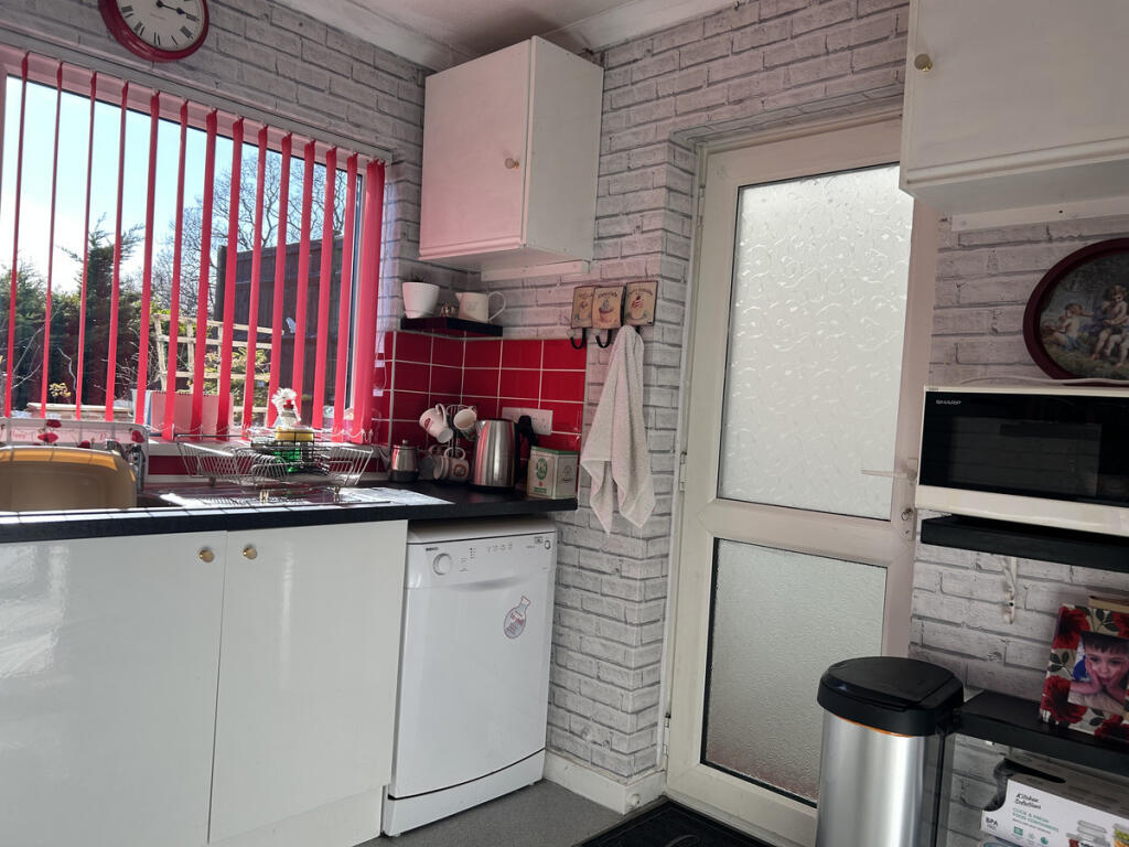 Additional image 16 of Jay Close, Eastbourne, BN23